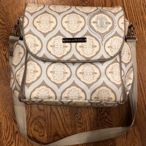 Petunia Pickle Bottom Boxy Diaperbag